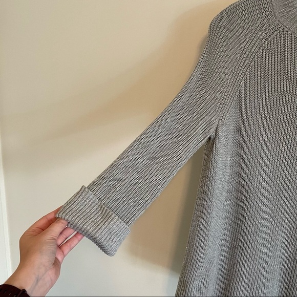 Gap Gray Cuff Sleeve Crew Neck Chunky Knit Sweater - Picture 2 of 5